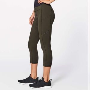 Lululemon Speed Up Crop (21”) Dark Olive Size 4